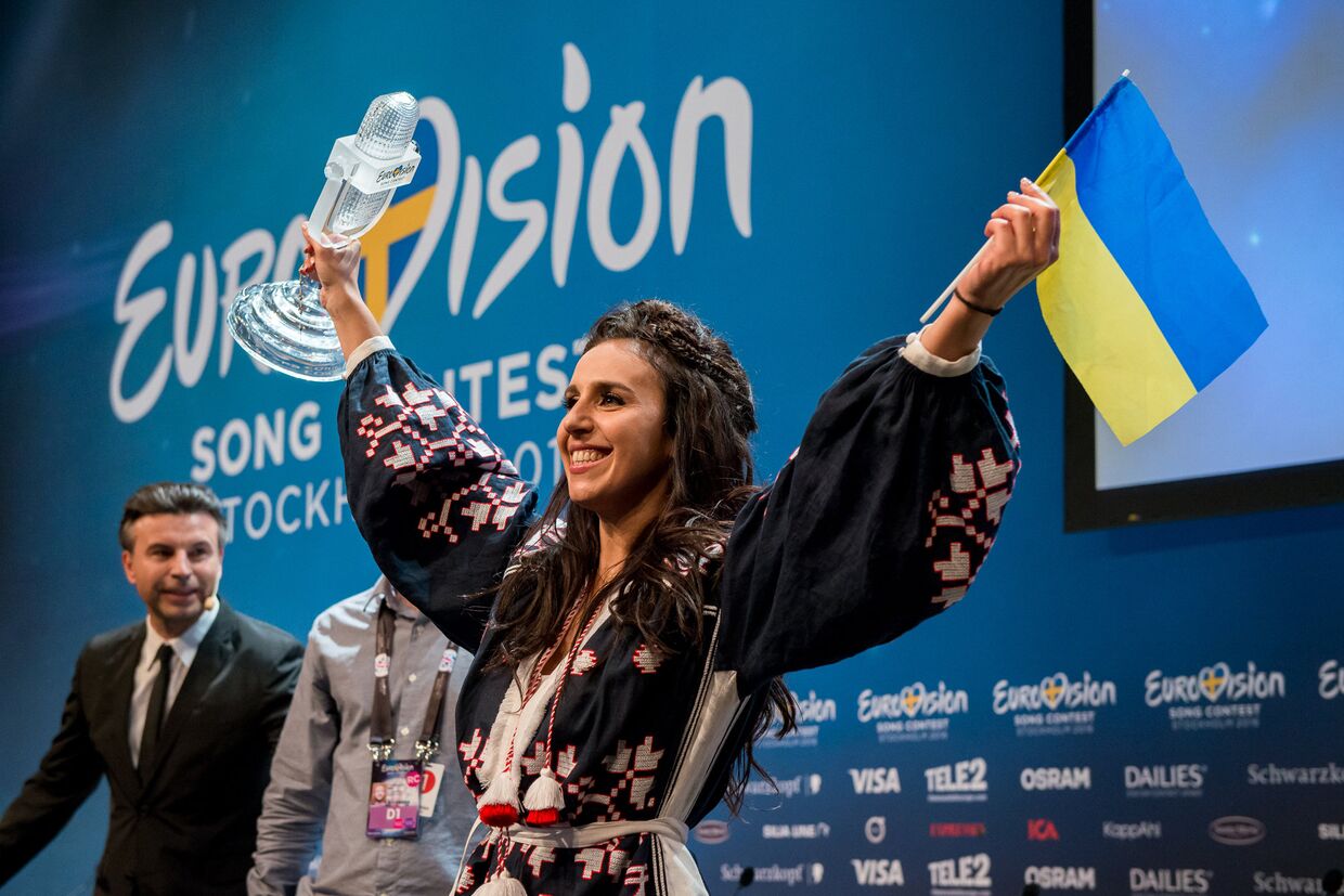 Украинская певица Джамала празднует победу в международном конкурсе «Евровидение»