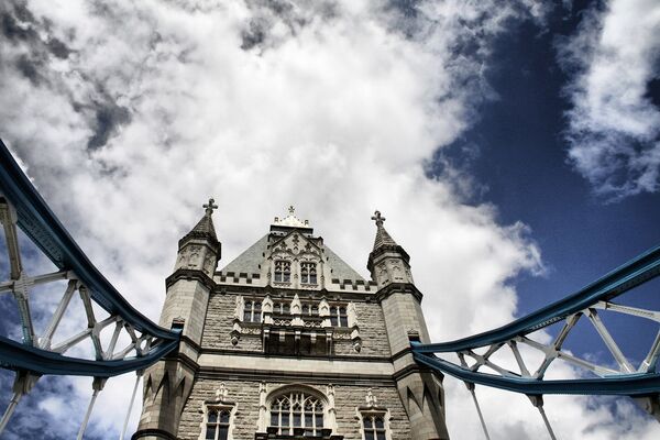 Тауэр Бридж - один из вечных символов британской столицы Тауэр Бридж - один из вечных символов британской столицы