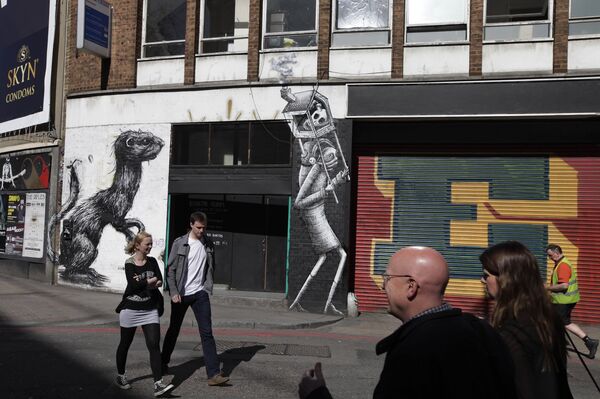 Граффити в восточной части Лондона Граффити в восточной части Лондона