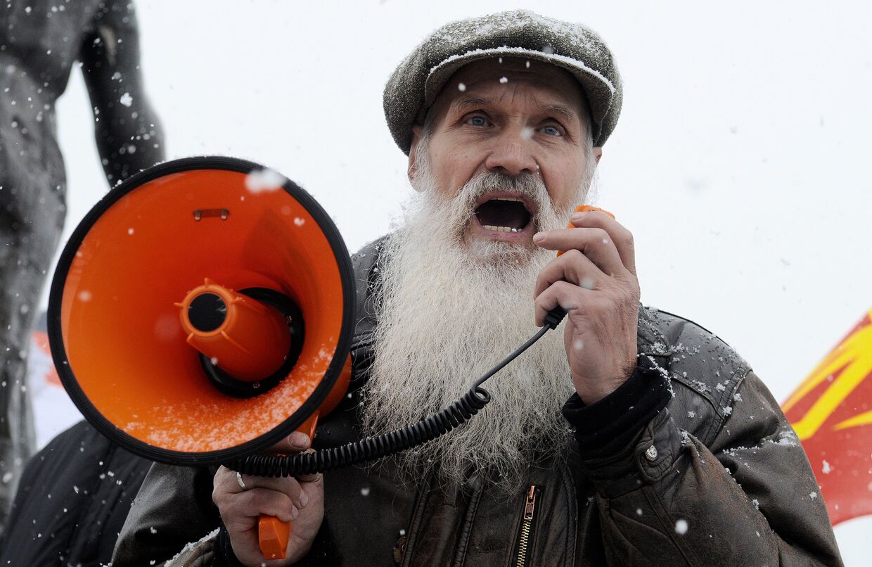 Участник шествия «Русский марш» в Красноярске
