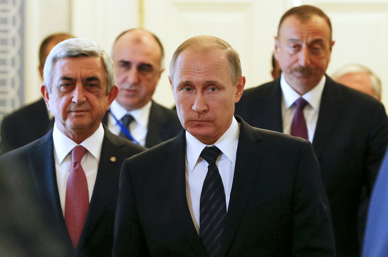 Владимир Путин, Ильхам Алиев и Серж Саргсян во время встречи в Санкт-Петербурге