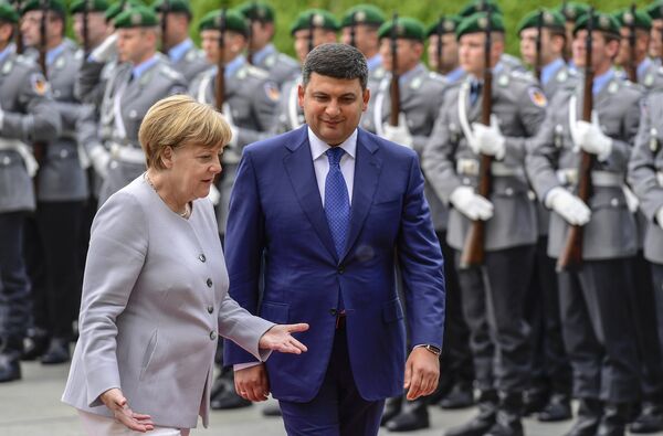 Канцлер Германии Ангела Меркель и премьер-министр Украины Владимир Гройсман Канцлер Германии Ангела Меркель и премьер-министр Украины Владимир Гройсман