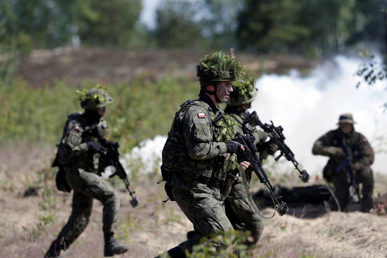 Солдаты польской армии принимают участие в военных учениях НАТО Saber Strike
