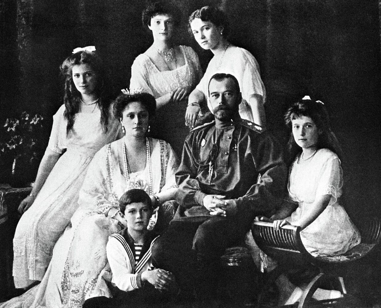 Царь Николай II и его семья