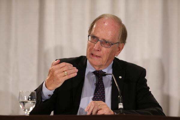 Глава независимого расследования комиссии WADA о возможных допинг-манипуляциях на Олимпийских играх 2014 года в Сочи Ричард Макларен Глава независимого расследования комиссии WADA о возможных допинг-манипуляциях на Олимпийских играх 2014 года в Сочи Ричард Макларен
