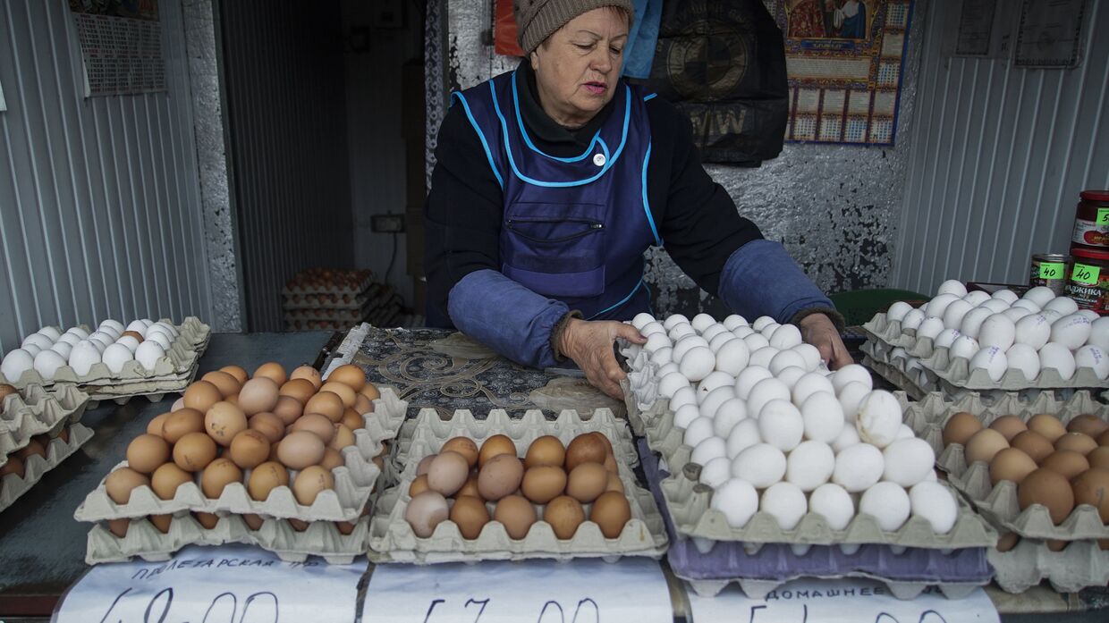 Цены в рублях на одном из рынков в Донецке