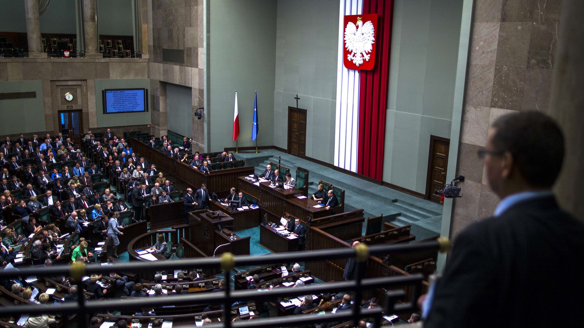 Правительство польши. Сейм и Сенат Польши. Сейм Республики Польша. Парламент Польши. Зал заседаний Сейма Польши.