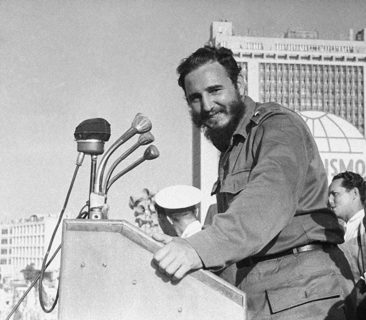 Кубинский лидер Фидель Кастро на выступлении