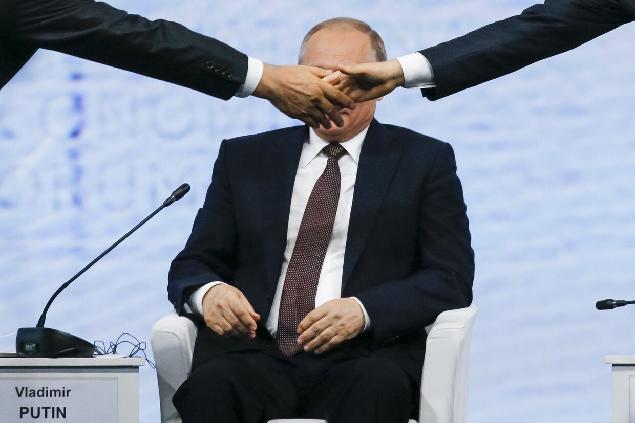Президент России Владимир Путин на Петербургском международном экономическом форуме