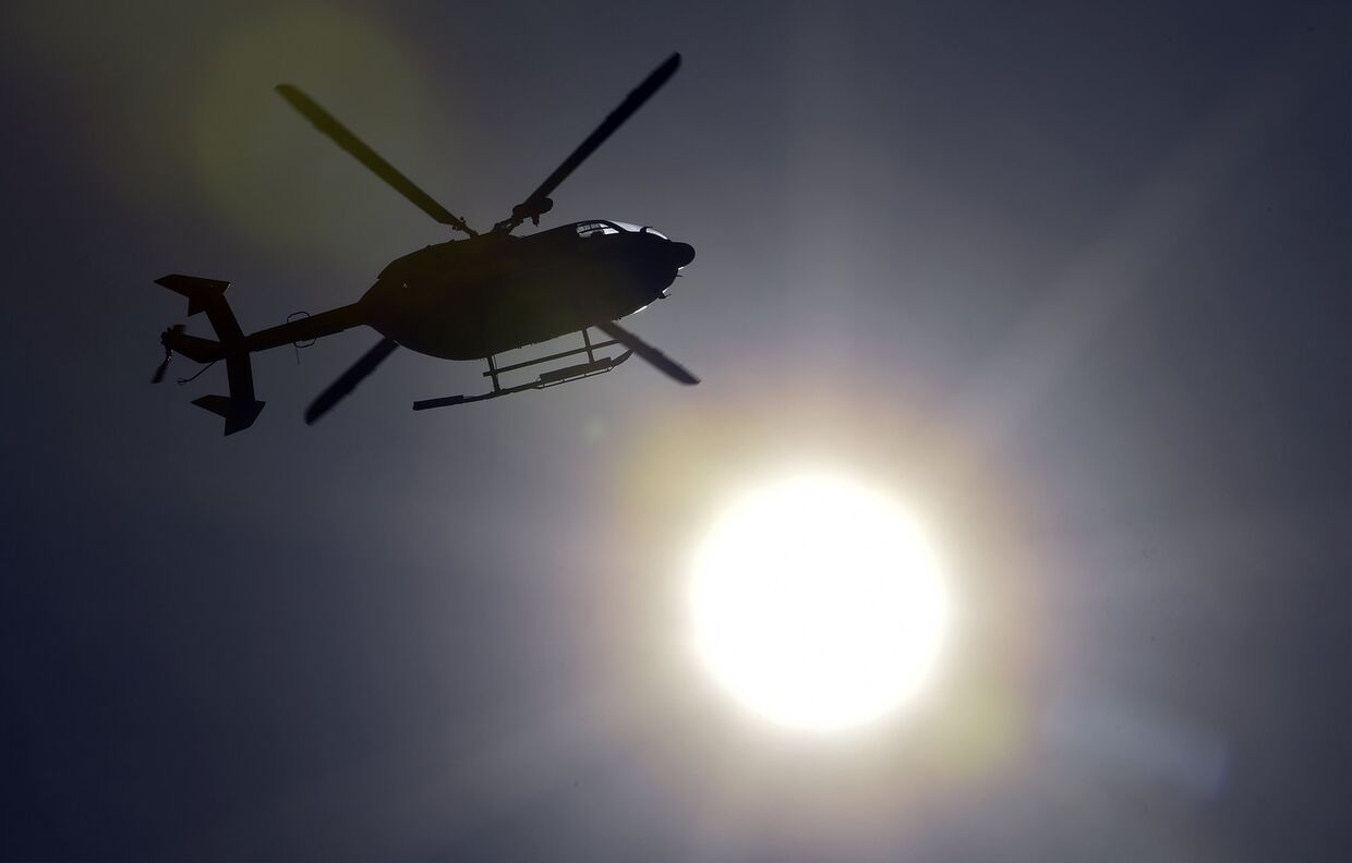 Вертолет в Крозоне на Западе Франции