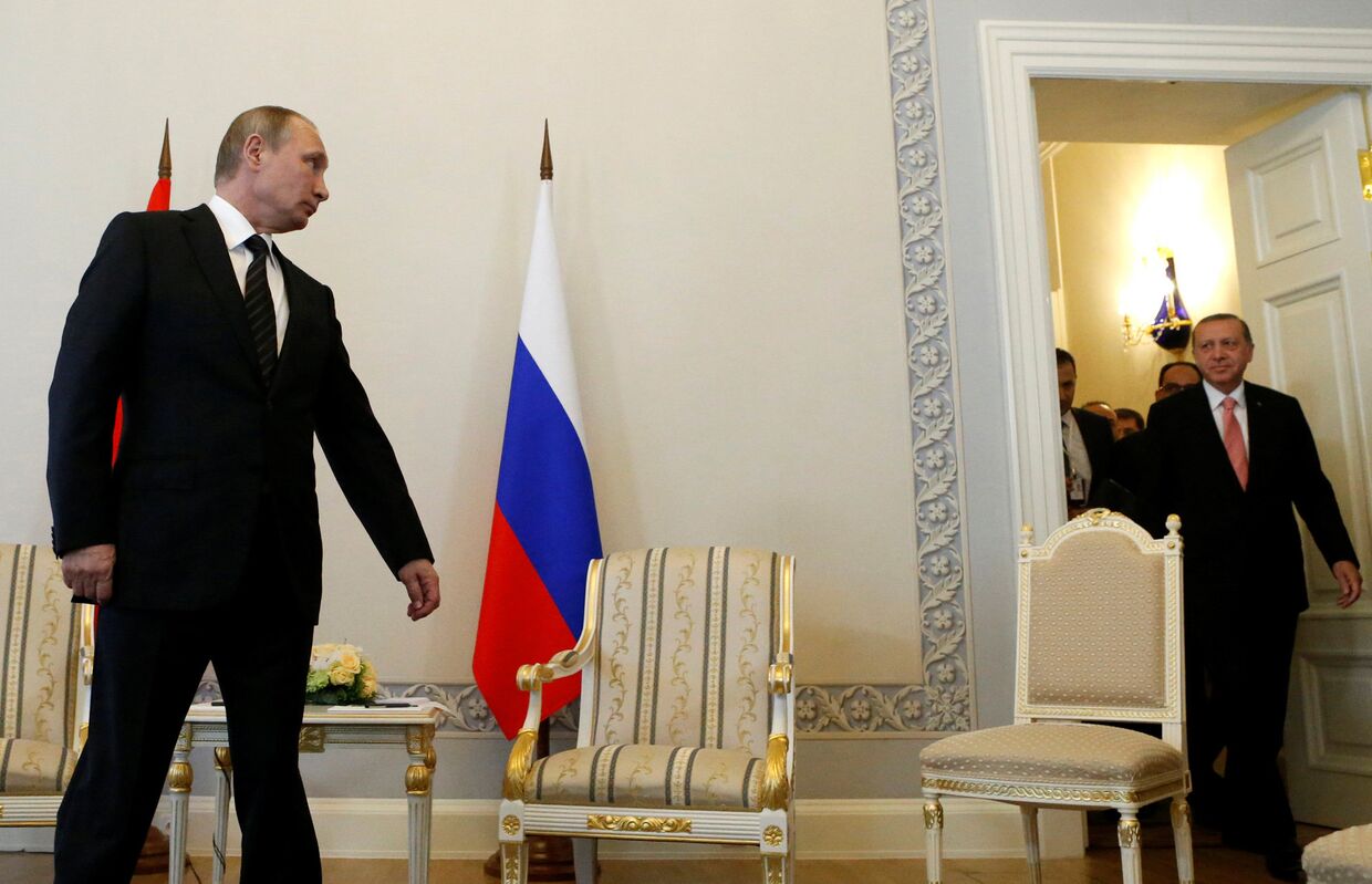 Президент России Владимир Путин во время встречи с президентом Турции Реджепом Тайипом Эрдоганом