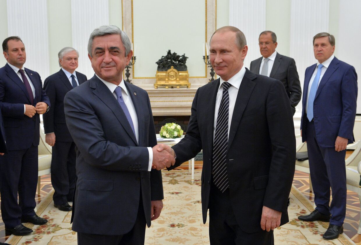 Президент России Владимир Путин и президент Армении Серж Саргсян