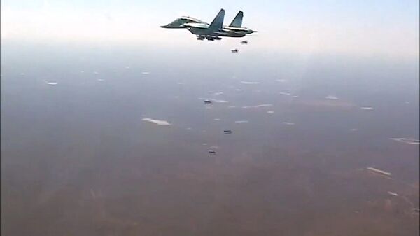 Авиаудары бомбардировщиков Су-34 ВКС РФ с авиабазы Хамадан по объектам ИГ в Сирии Авиаудары бомбардировщиков Су-34 ВКС РФ с авиабазы Хамадан по объектам ИГ в Сирии