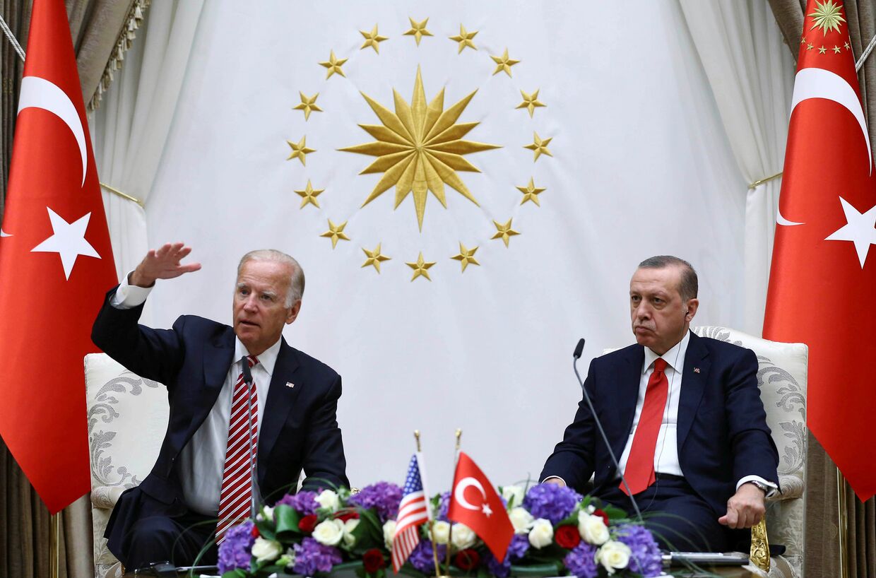 Вице-президент США Джозеф Байден и президент Турции Реджеп Тайип Эрдоган во время встречи в Анкаре. 24 августа 2016 года