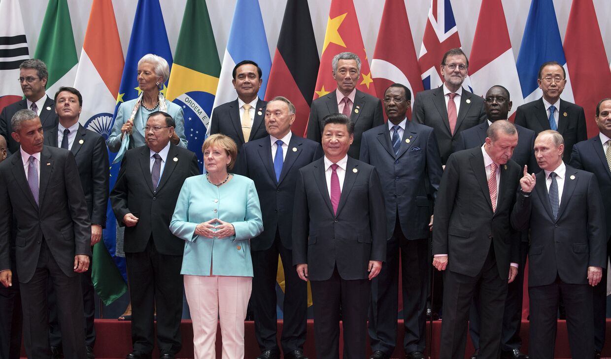 Совместная фотография глав делегаций государств-участников «Группы двадцати» G20
