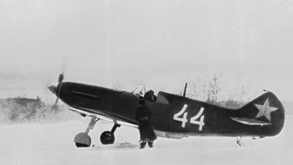 Самолет-истребитель «ЛаГГ-3» 1940 год Самолет-истребитель «ЛаГГ-3» 1940 год