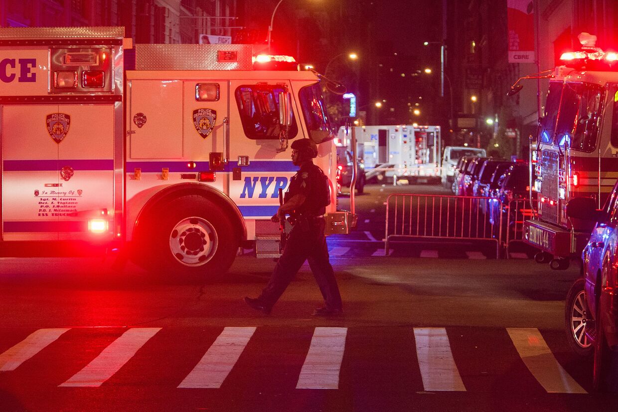 Взрыв в Нью-Йорке: десятки раненых