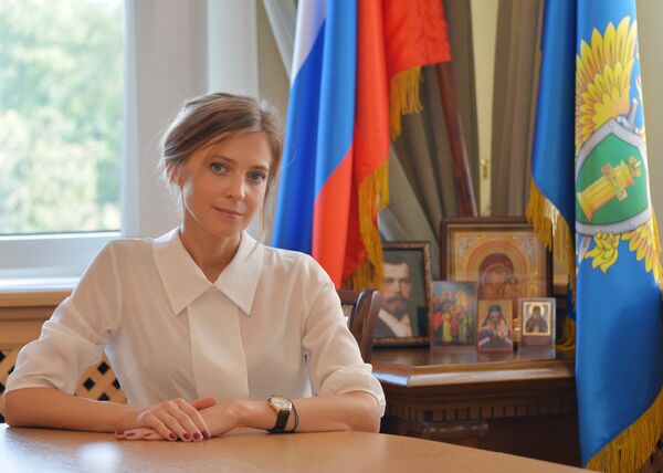 Прокурор Республики Крым Наталья Поклонская в рабочем кабинете в Крыму Прокурор Республики Крым Наталья Поклонская в рабочем кабинете в Крыму