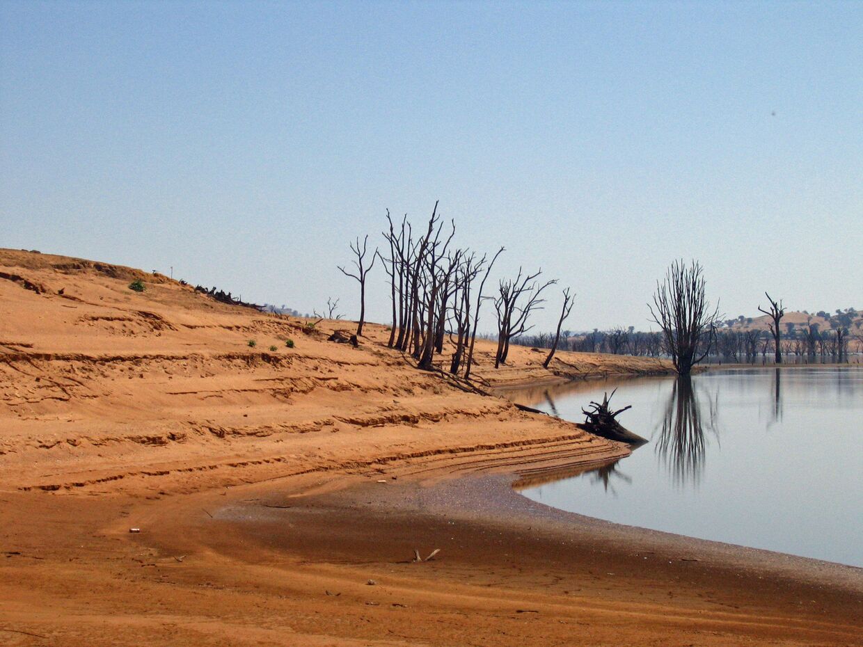Озеро Хьюм в Австралии