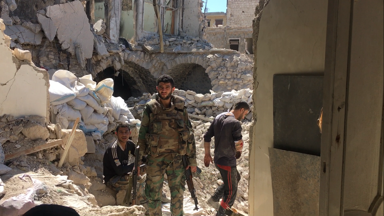 Бойцы сирийской армии в Алеппо