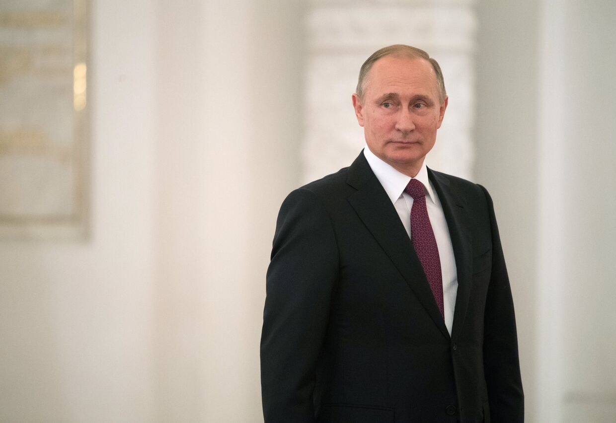 Президент РФ Владимир Путин во время встречи в Кремле
