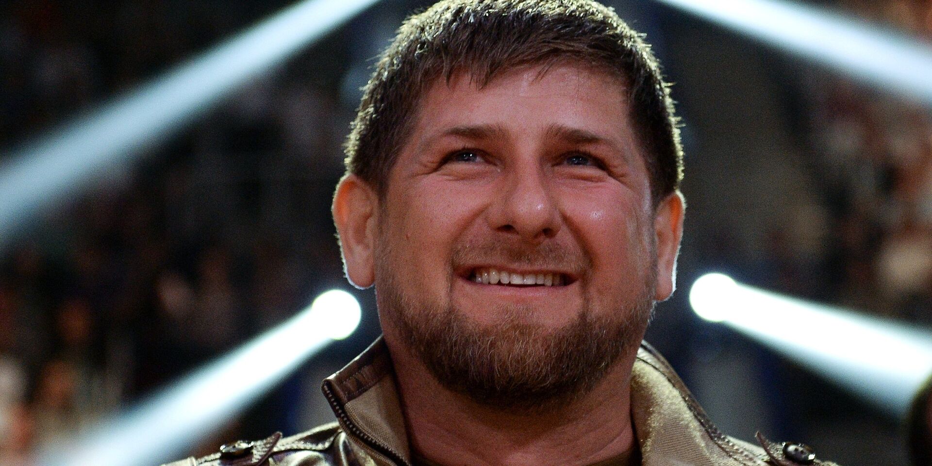 Глава Чеченской Республики Рамзан Кадыров наблюдает за боем за титул чемпиона мира по версии IBO в первом тяжелом весе - ИноСМИ, 1920, 14.03.2022