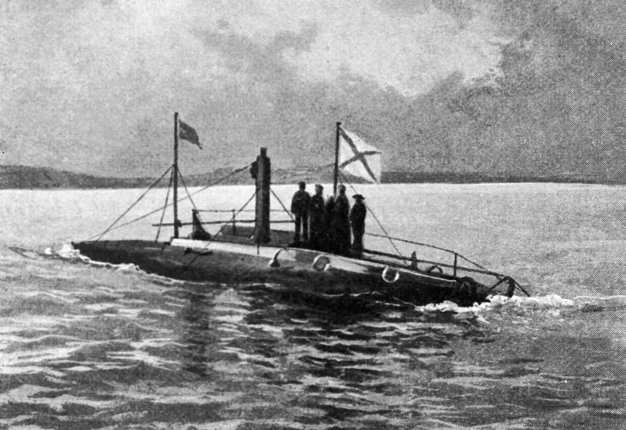 Первая русская подводная лодка Дельфин