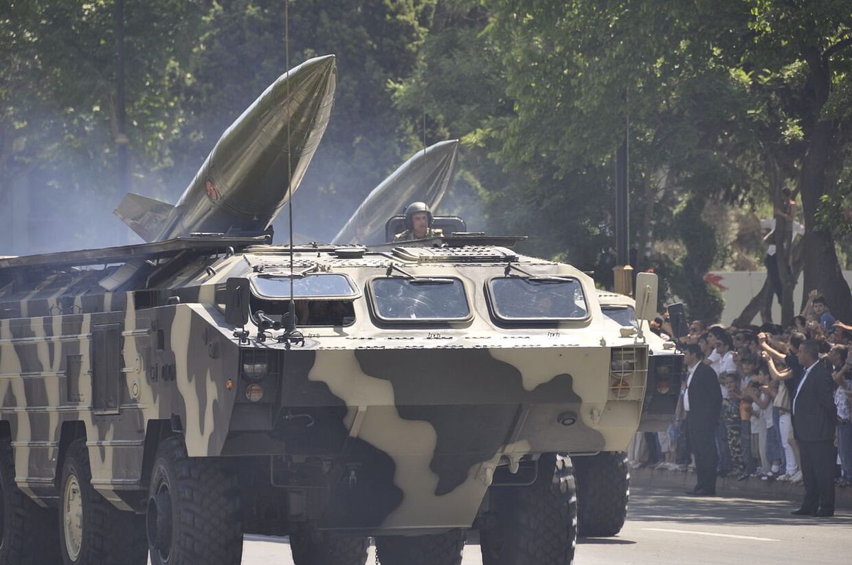 Тактический ракетный комплекс «Точка-У» на параде в Баку