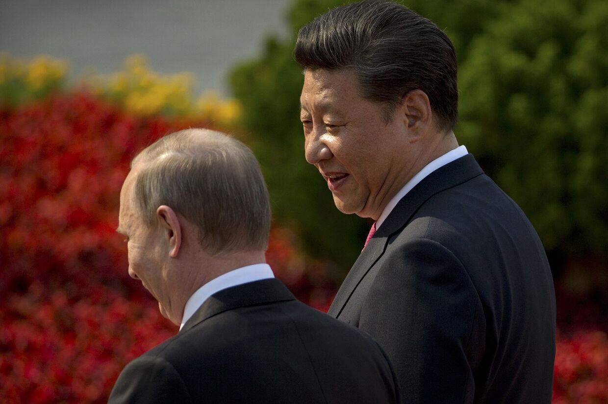 Председатель КНР Си Цзиньпин и президент РФ Владимир Путин