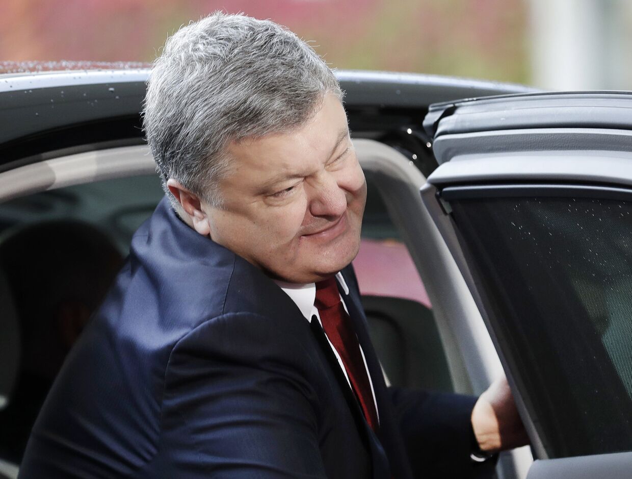 Президент Украины Петр Порошенко на саммите с лидерами России, Украины и Франции
