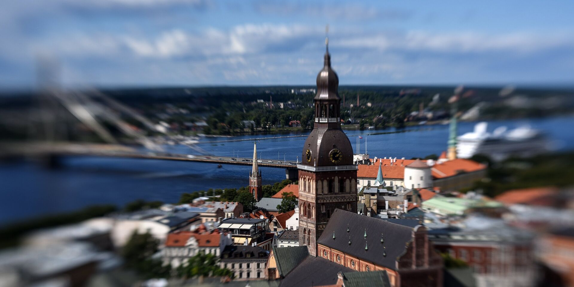 Колокольня Домского кафедрального собора в Риге, Латвия - ИноСМИ, 1920, 08.08.2025