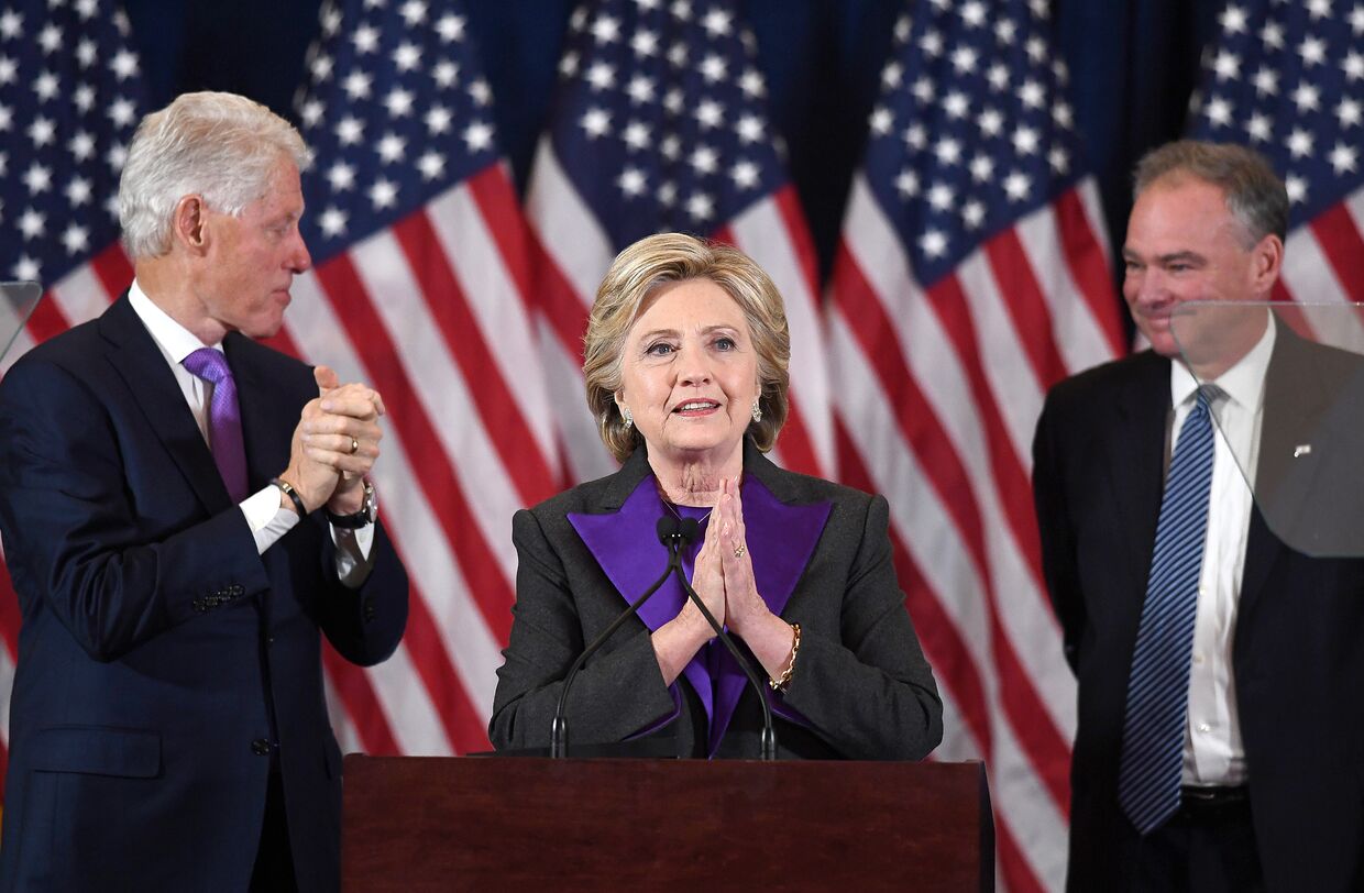 Хиллари Клинтон во время выступления в Нью-йорке, 9 ноября 2016