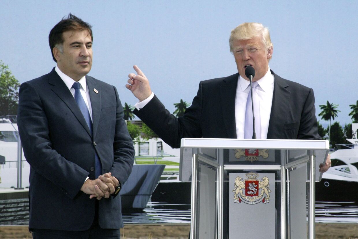 Американский миллиардер Дональд Трамп и президент Грузии Михаил Саакашвили
