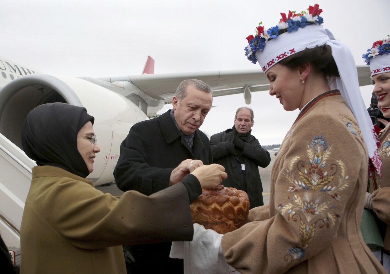 Президент Турции Реджеп Тайип Эрдоган в национальном аэропорту Минска