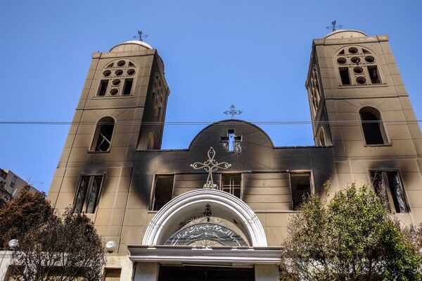 Одна из сожженных коптских церквей в провинции Минья в Египте Одна из сожженных коптских церквей в провинции Минья в Египте