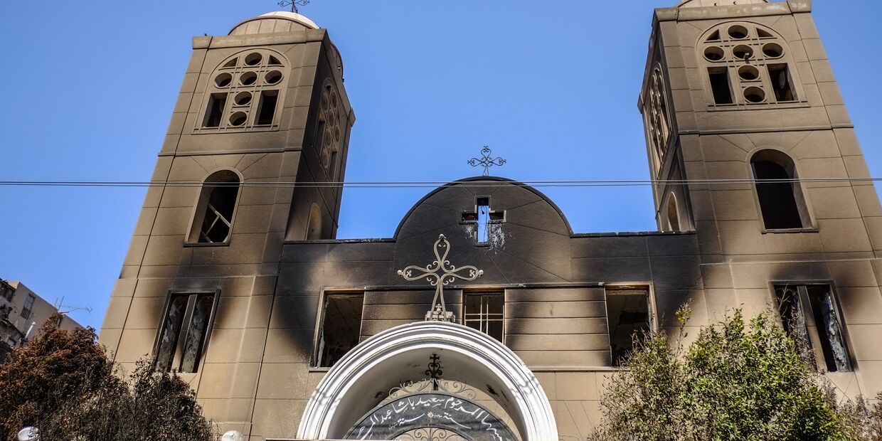 Одна из сожженных коптских церквей в провинции Минья в Египте