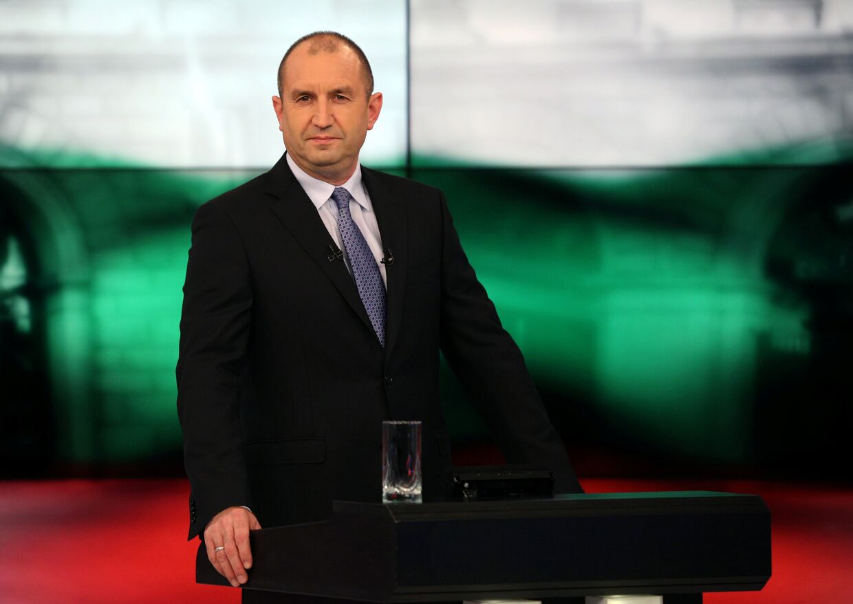 Кандидат в президенты Болгарии Румен Радев на предвыборных дебатах