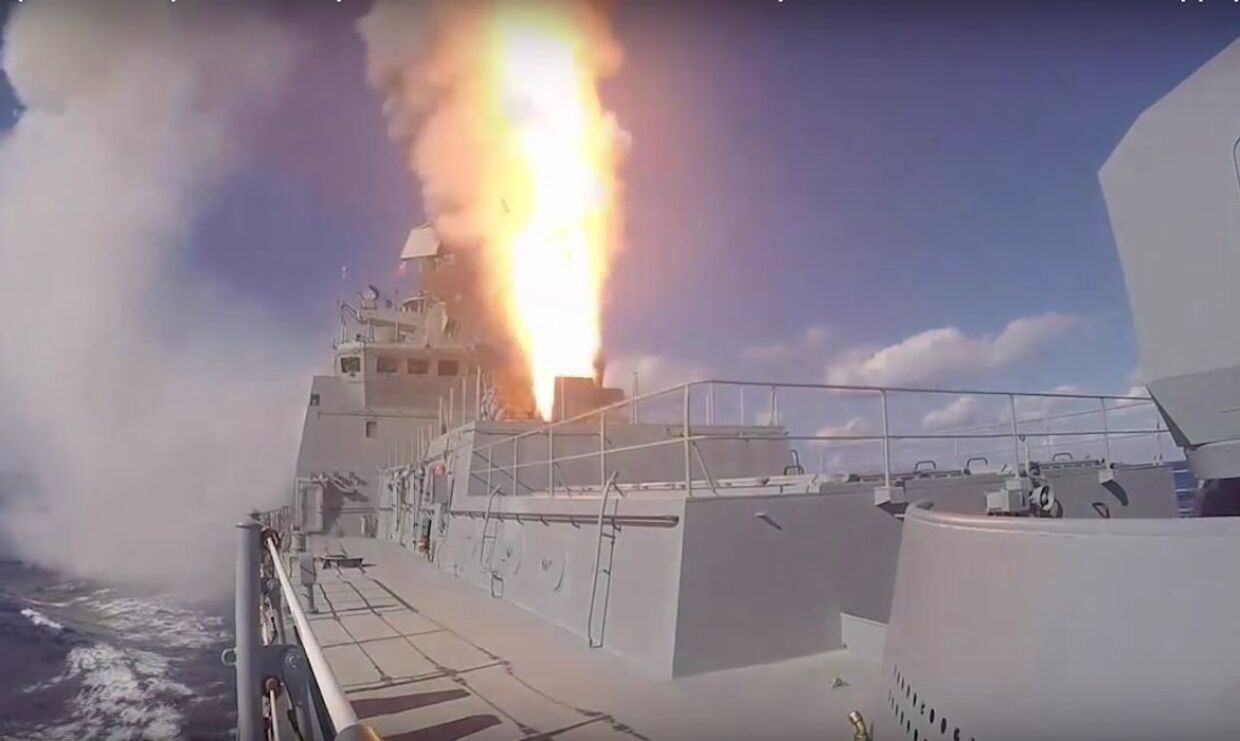 Россия ввела в бой палубную авиацию «Адмирала Кузнецова»