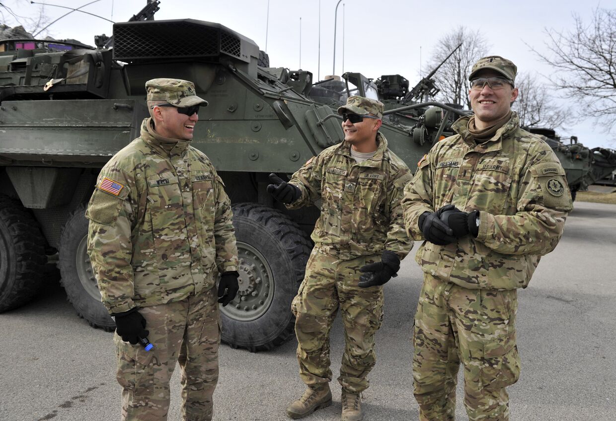 Солдаты армии США в Риге во время военных учений Dragoon Ride в Латвии