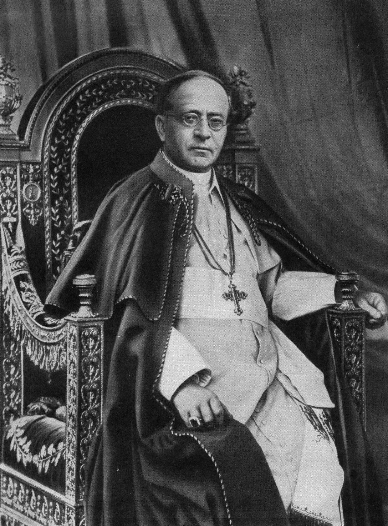 Папа римский Пий XI в 1930 году