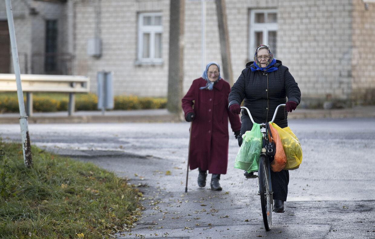 Пожилые жинщины в Литве