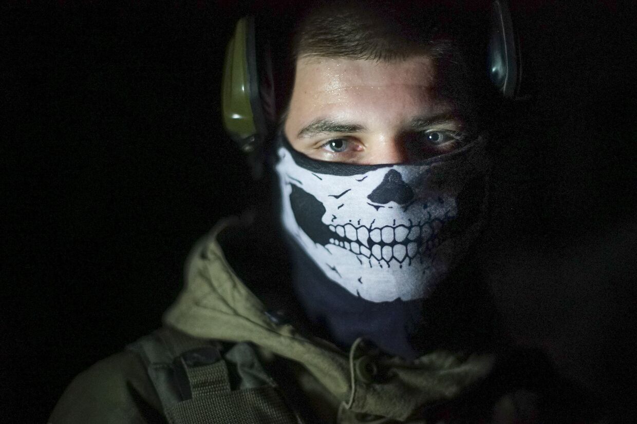Украинский солдат в поселке Марьинка