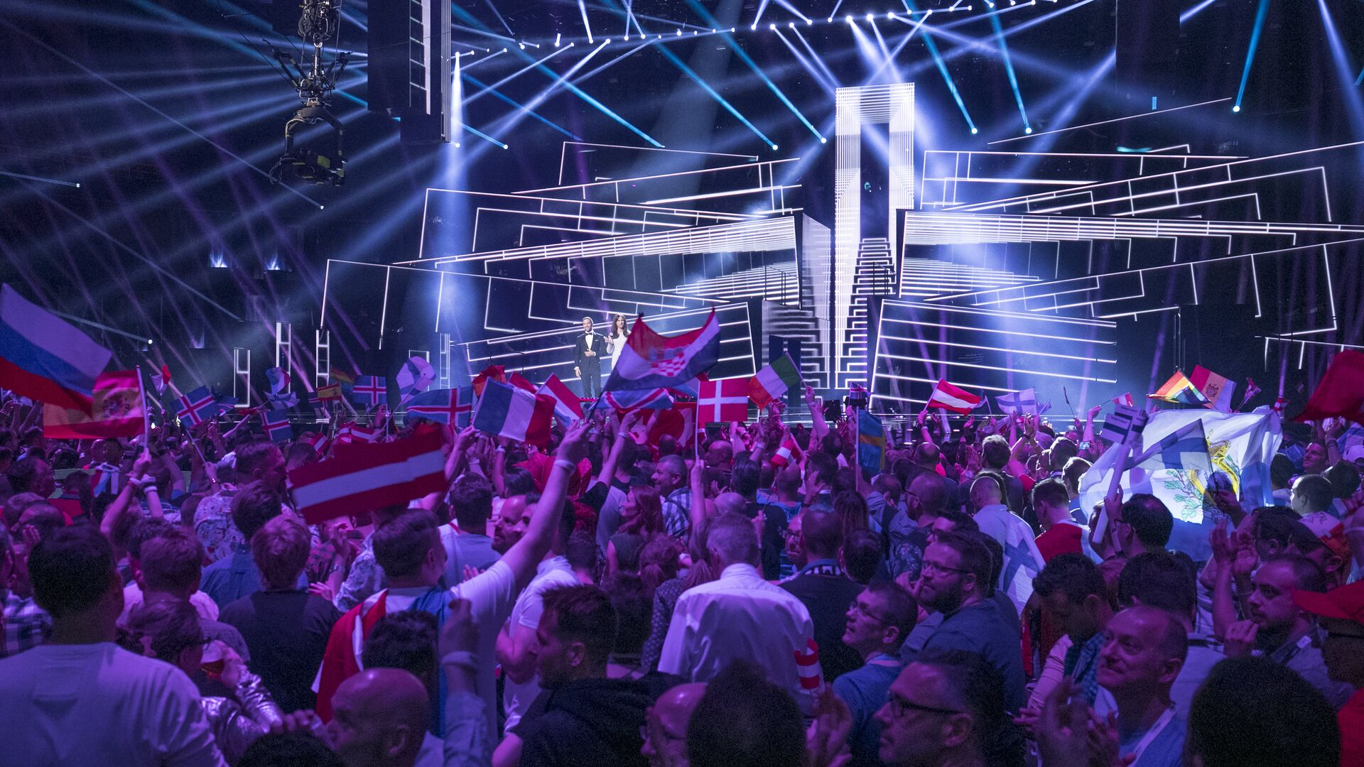 Зрители во время финала конкурса «Евровидение-2016» - ИноСМИ, 1920, 12.05.2023