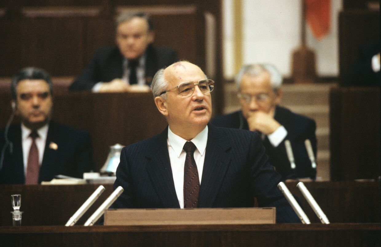 Генеральный секретарь ЦК КПСС, Президент СССР Михаил Сергеевич Горбачев