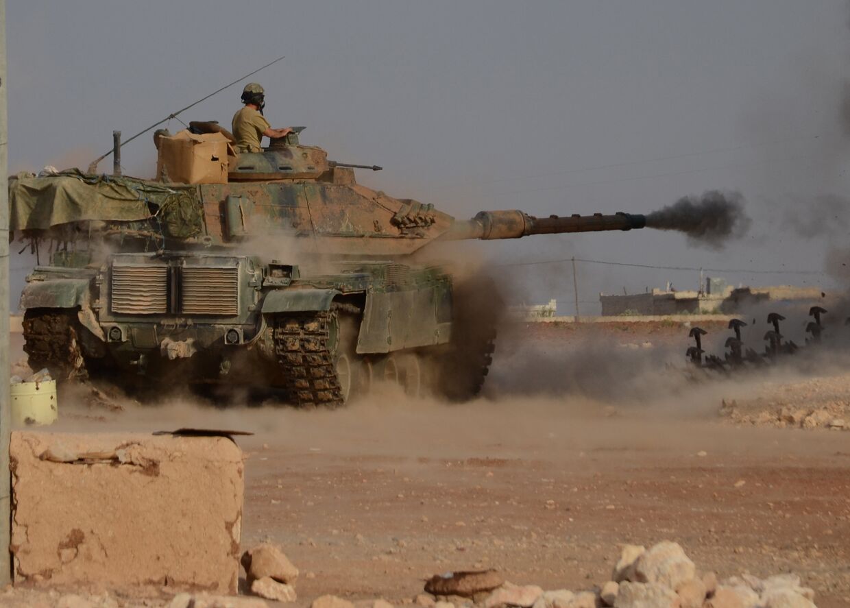 Турецкие войска при содействии отрядов Сирийской свободной армии проводят на севере Сирии операцию «Щит Евфрата»