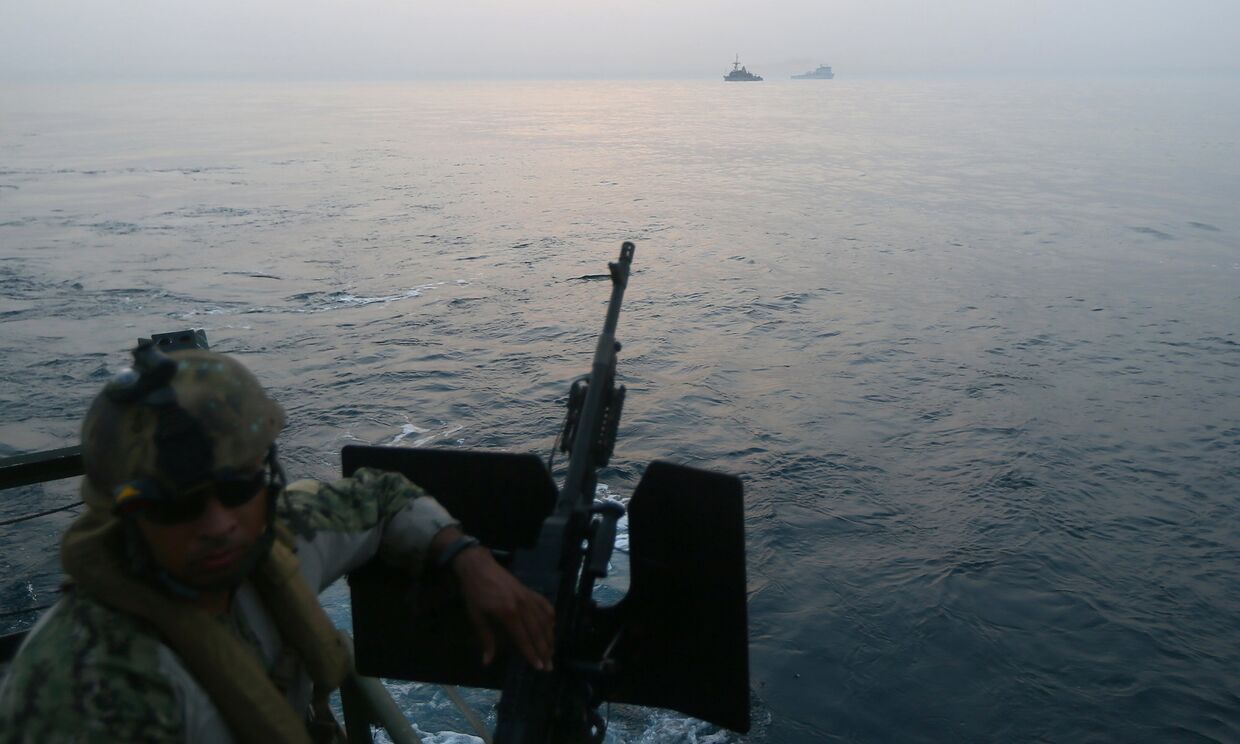 На борту катера Riverine Command Boat американских ВМС