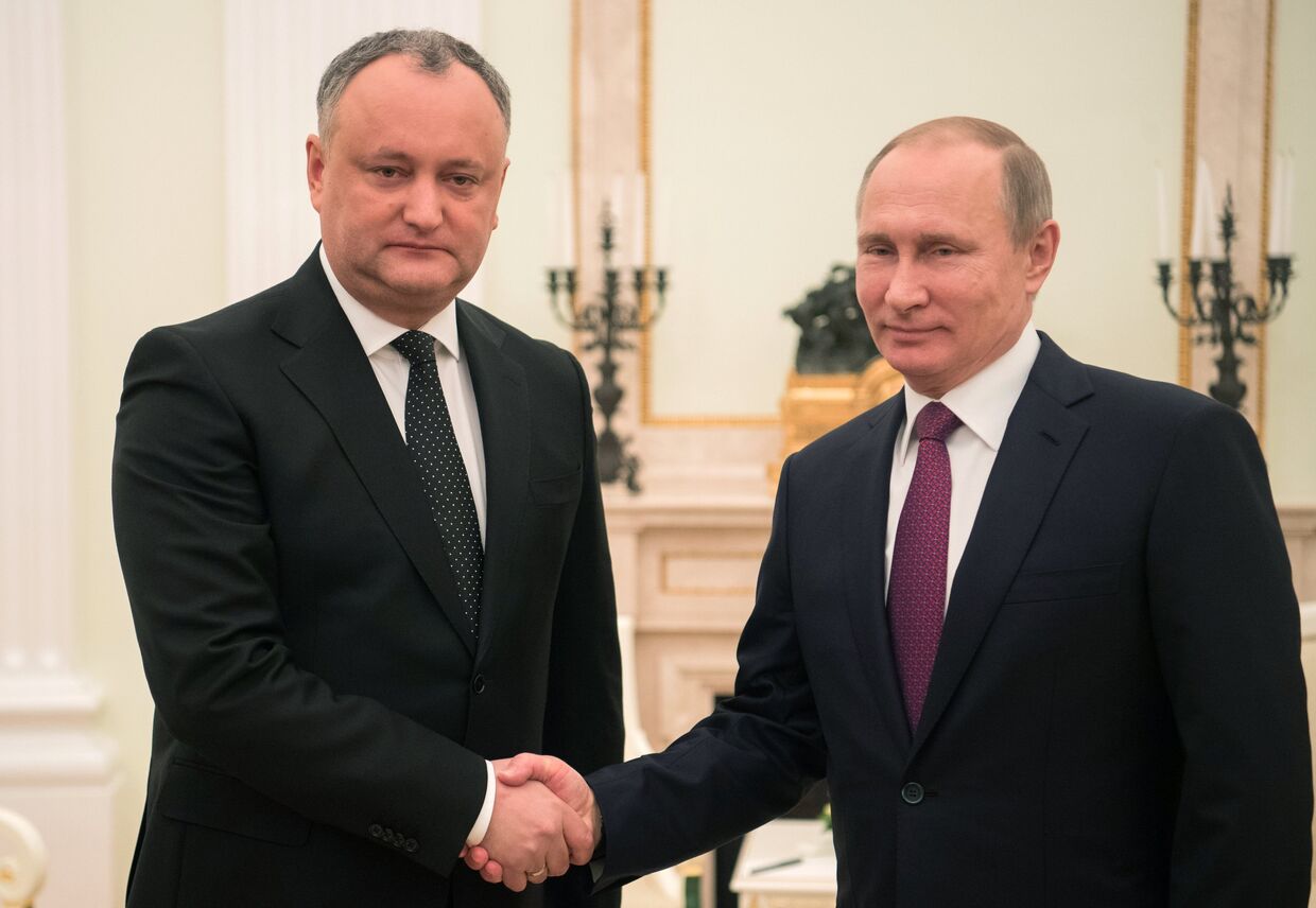 Президент РФ Владимир Путин и президент Молдовы Игорь Додон