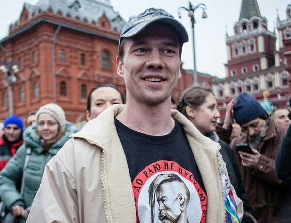 Дадин Ильдар во время митинга Дадин Ильдар во время митинга