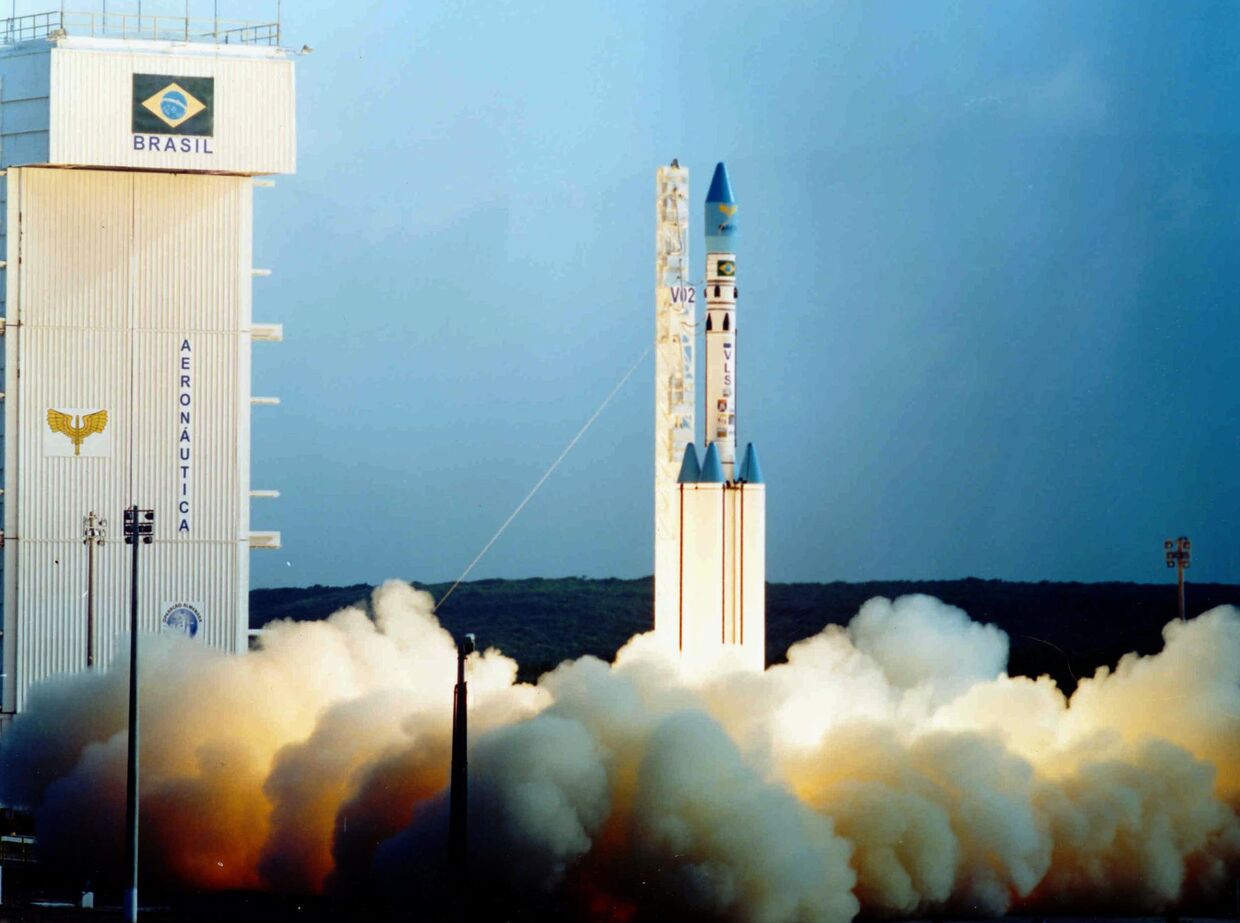 Запуск ракеты-носителя с бразильского космодрома Алкантара