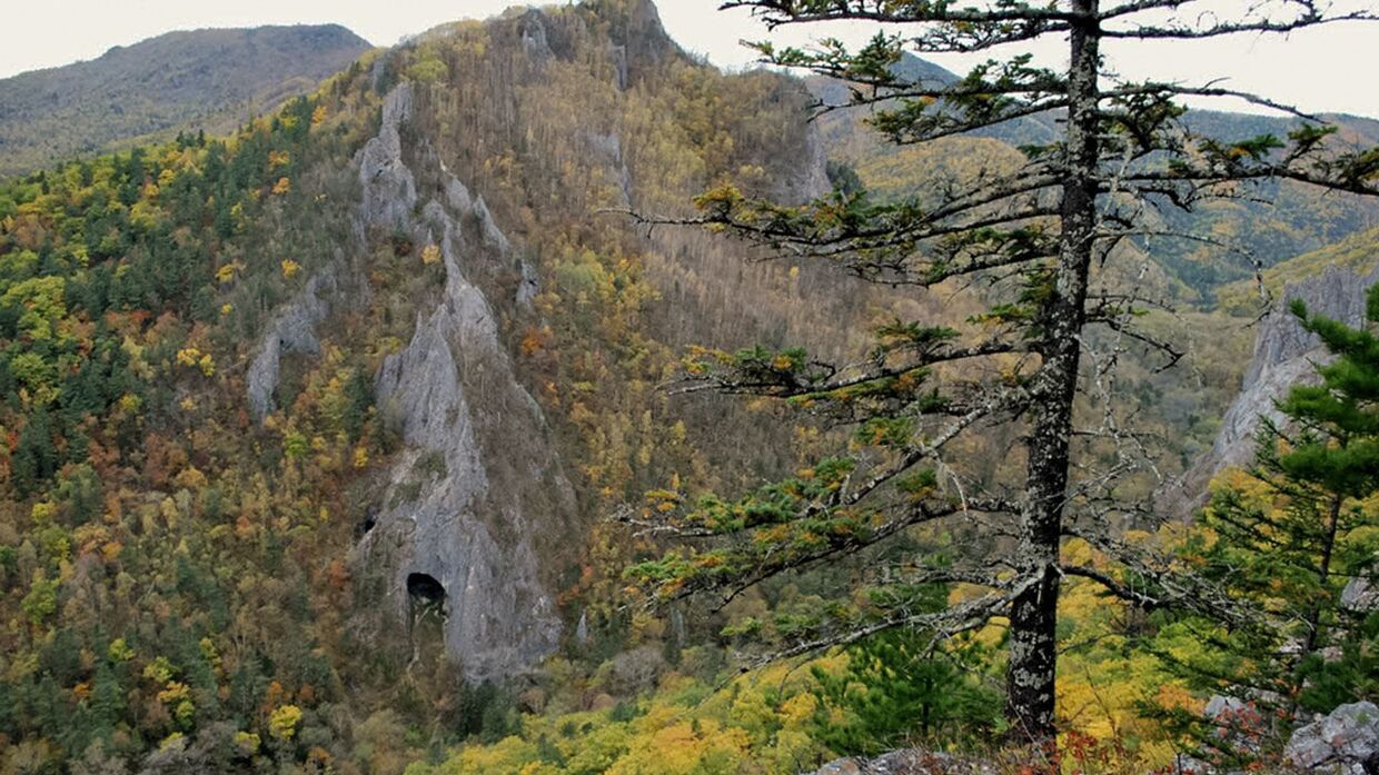 Пещера «Врата дьявола» на Дальнем Востоке России